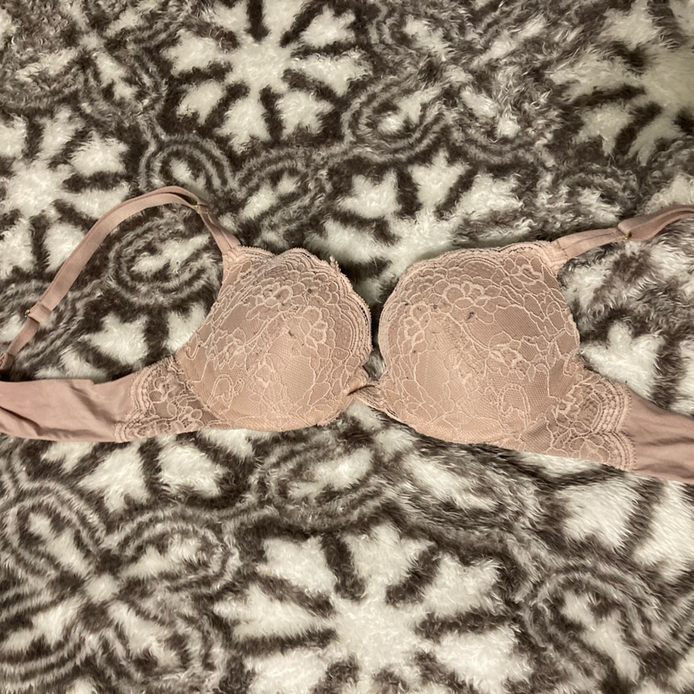 Lace Detail Women's Bra in Soft Pink
